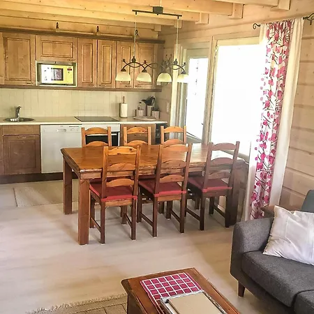 بيت للعطل Yllaes Mustikka B By Interhome